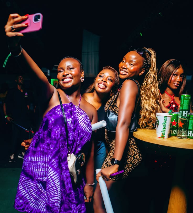 D' Valley's Club